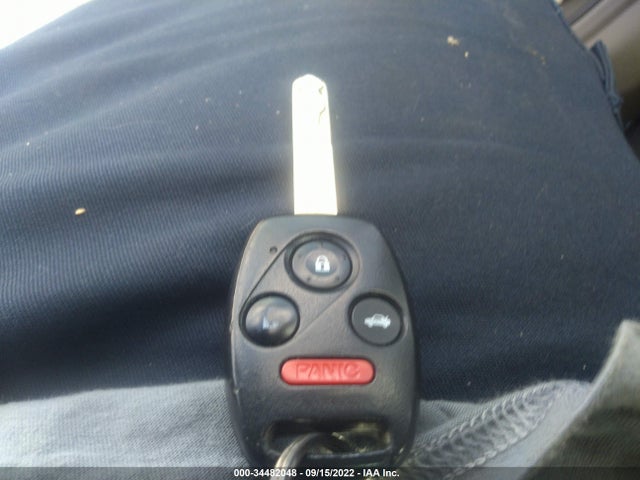 2008 HONDA CIVIC SDN EX VIN: 1HGFA16898L061773