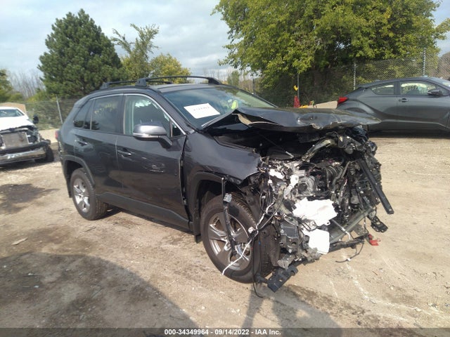 2022 Toyota RAV4, VIN: 2T3P1RFV1NC284326