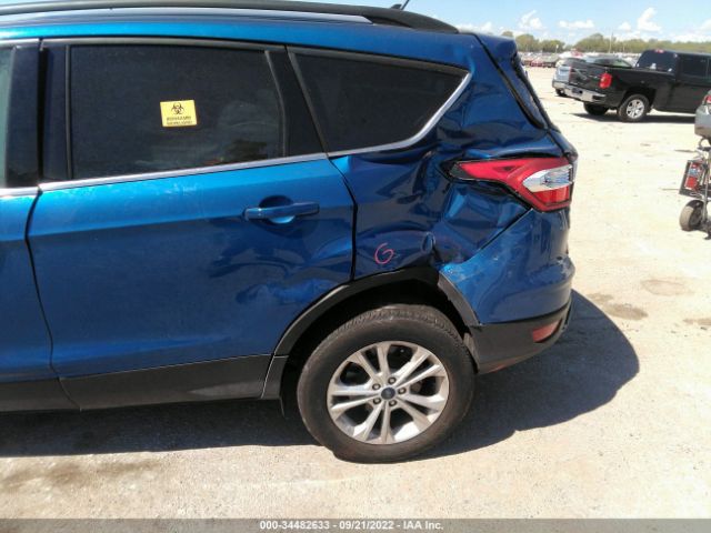 1FMCU0HD0KUC29178 Ford ESCAPE SEL