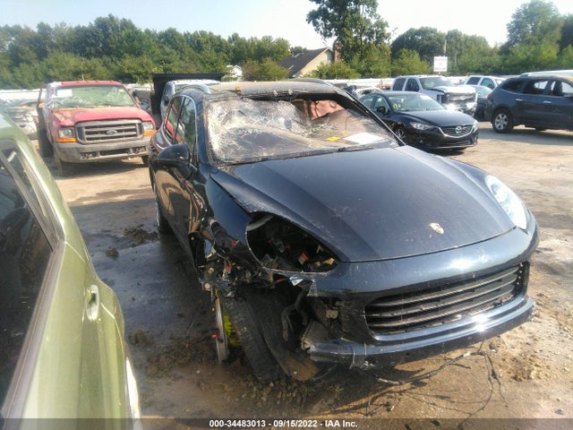2016 Porsche Cayenne, VIN: WP1AE2A28GLA64750