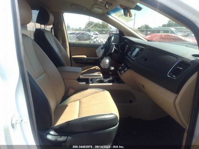2018 Kia Sedona, VIN: KNDMB5C12J6390319