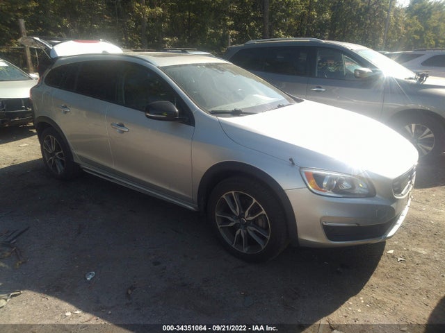 2018 Volvo V60, VIN: YV440MWK3J2043476