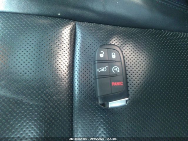 1C4RJFBG1LC283979 Jeep Grand Cherokee Limited