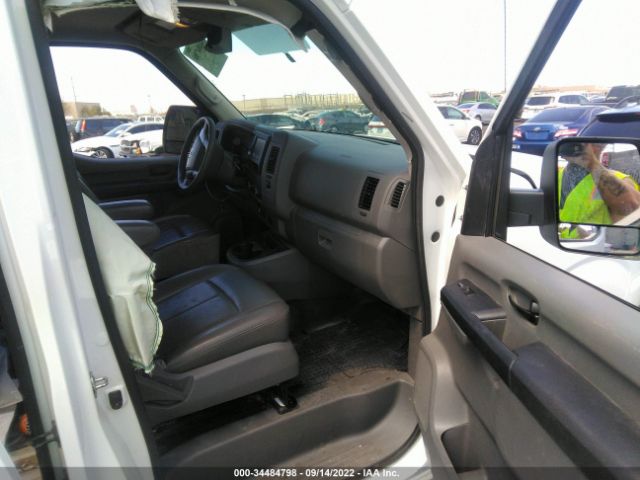 1N6BF0KM7LN809555 Nissan Nv Cargo S