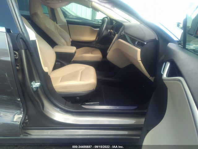 Tesla Model S 85d/70d/90d/p90d 2015 5YJSA1S21FF082681 Image 5