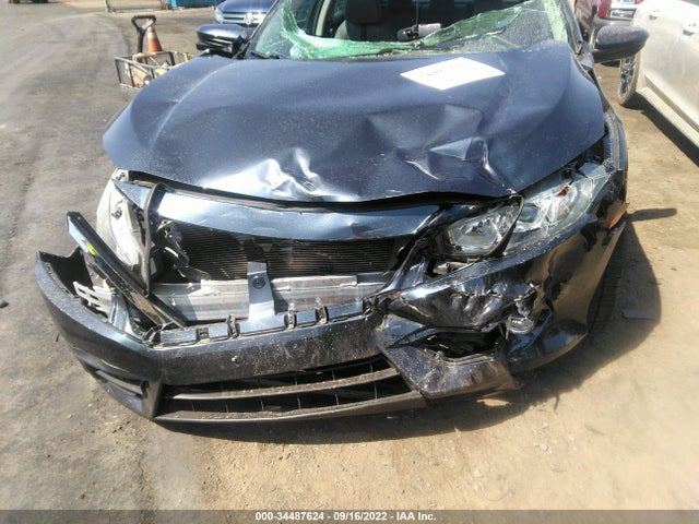 2017 Honda Civic, VIN: 2HGFC1F75HH640015