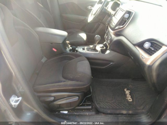 1C4PJMCB6FW672599 Jeep Cherokee Latitude