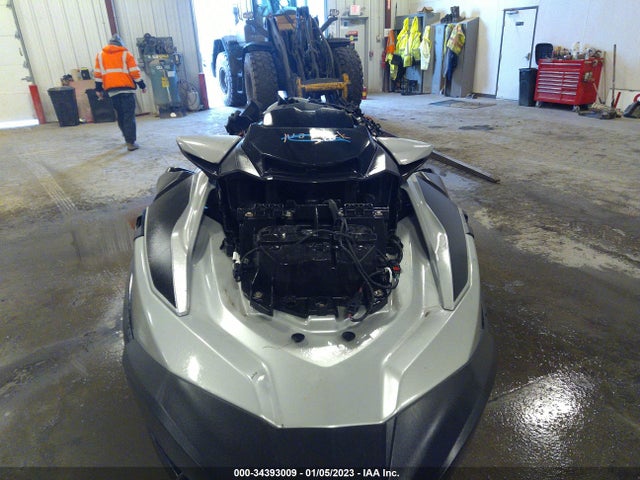 2021 SEADOO SEADOO VIN: YDV26042K021