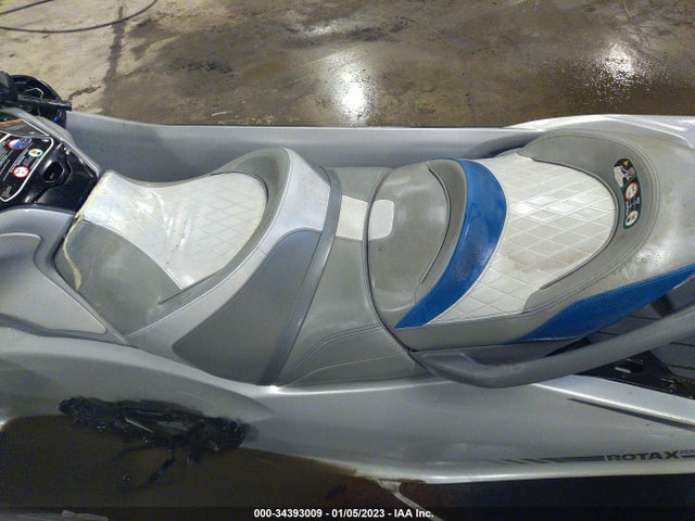 2021 SEADOO SEADOO VIN: YDV26042K021