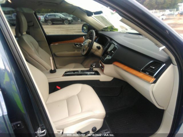 YV4102PK5M1698075 Volvo Xc90 Momentum