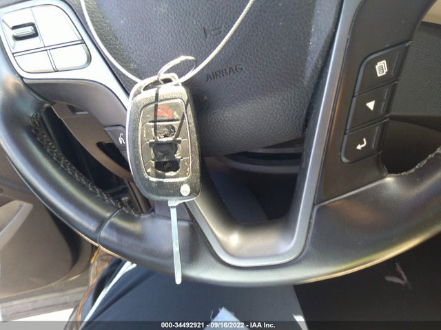 2014 HYUNDAI SANTA FE GLS VIN: KM8SM4HF9EU042028