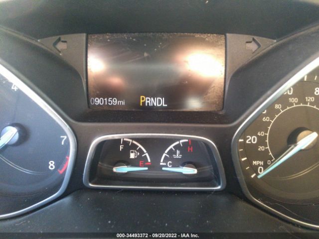 1FADP3K29FL329211 Ford FOCUS SE