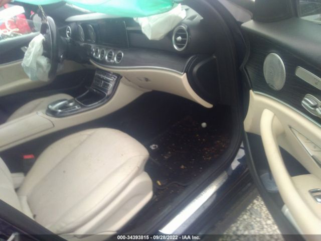 WDDZF4KB8HA207405 Mercedes-Benz E-class E 300