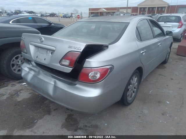 2002 LEXUS ES 300 VIN: JTHBF30G225035987
