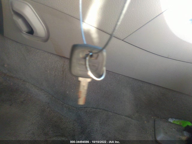 Volvo V70 2003 YV1SW64A332320977 Image 3