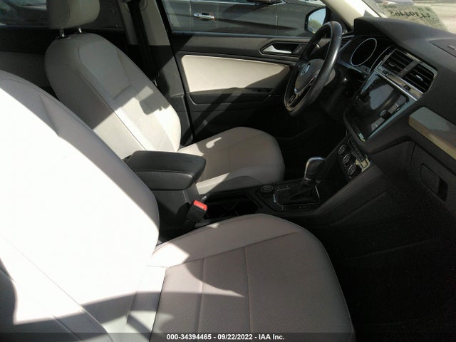2018 Volkswagen Tiguan, VIN: 3VV2B7AX2JM132622