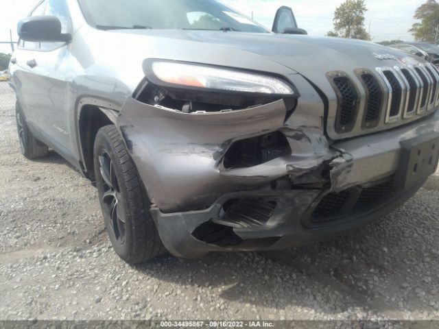 1C4PJLAB1GW207209 Jeep Cherokee Sport