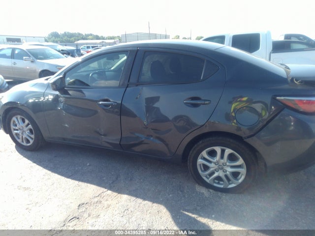 2018 Toyota Yaris, VIN: 3MYDLBYV2JY310759