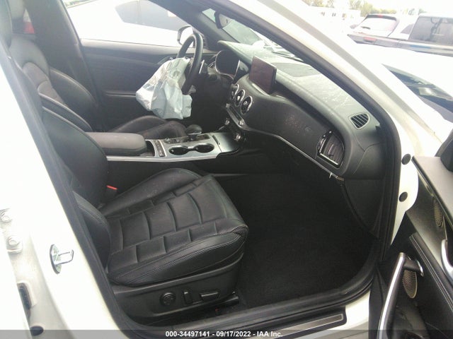 2022 Kia Stinger, VIN: KNAE55LC7N6103685