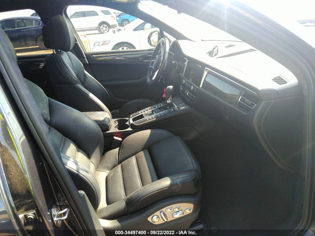 2020 Porsche Macan, VIN: WP1AF2A58LLB60895