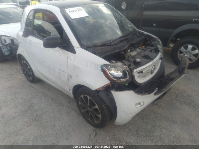 2016 Smart Fortwo, VIN: WMEFJ5DA5GK068687