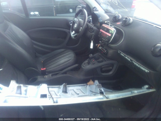 2016 Smart Fortwo, VIN: WMEFJ5DA5GK068687