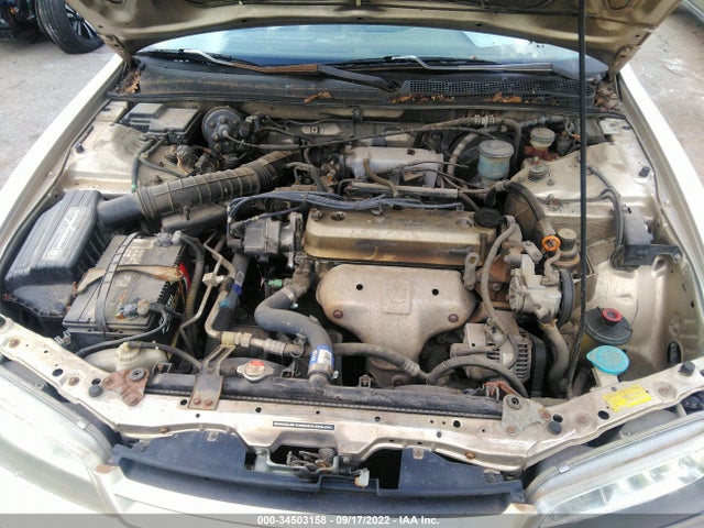 1995 HONDA ACCORD LX/EX VIN: 1HGCD553XSA068631