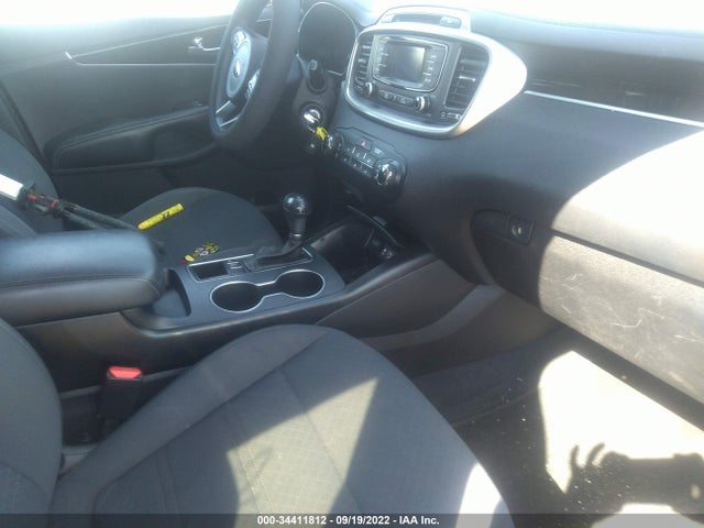 2017 Kia Sorento, VIN: 5XYPGDA57HG324161