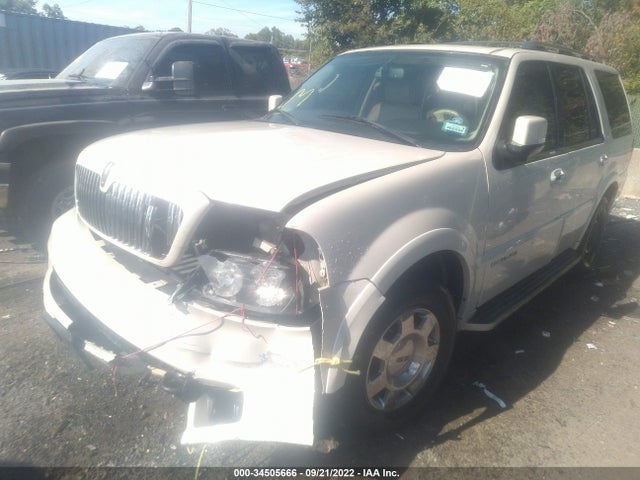 Lincoln Navigator 2006 5LMFU28516LJ15880 Image 2