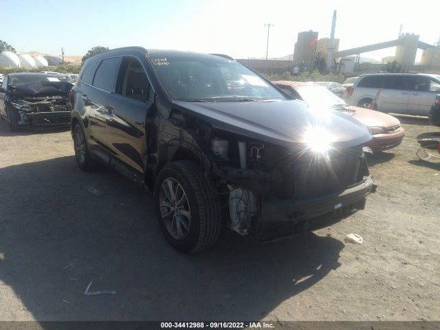 2017 Hyundai Santa Fe, VIN: KM8SMDHF0HU225158