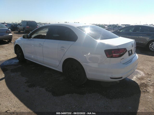 2017 Volkswagen Jetta, VIN: 3VW2B7AJ8HM354258