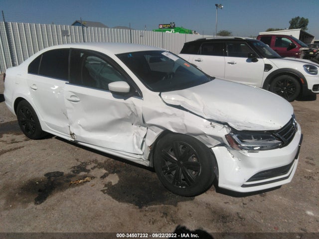 2017 Volkswagen Jetta, VIN: 3VW2B7AJ8HM354258
