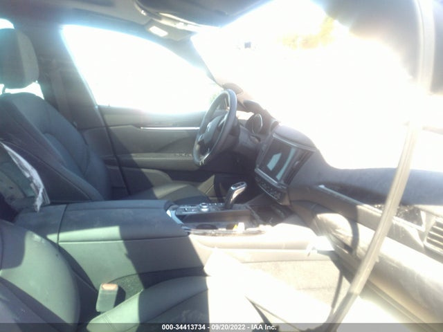 2022 Maserati Levante, VIN: ZN661XUA8NX394704