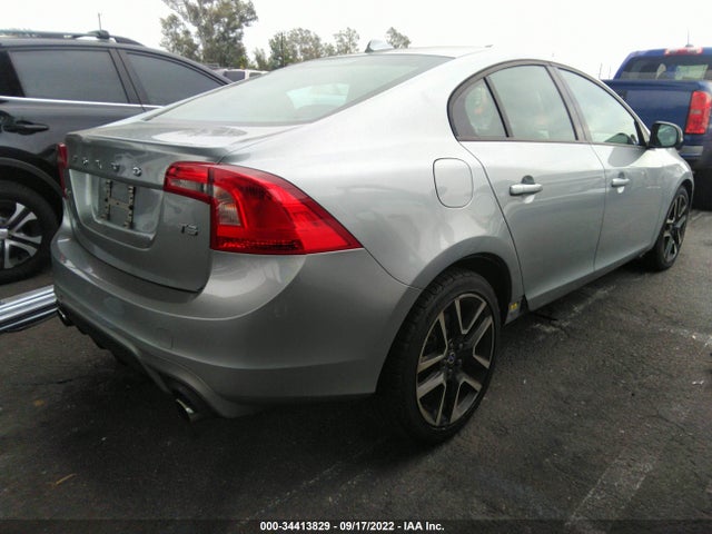 2017 Volvo S60, VIN: YV126MFL5H2421397