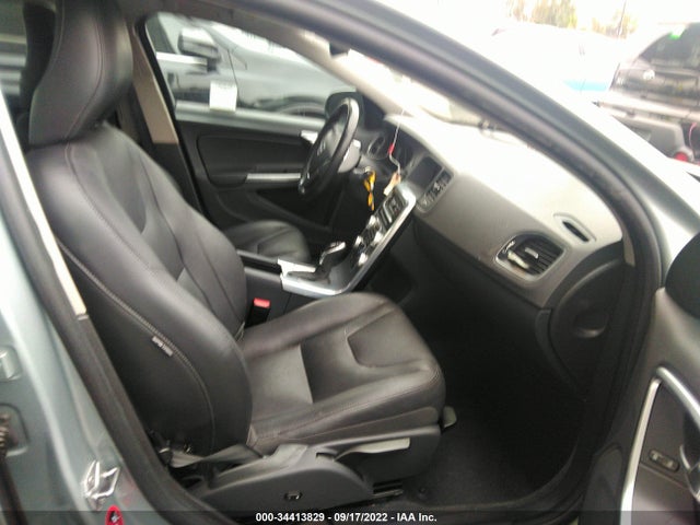 2017 Volvo S60, VIN: YV126MFL5H2421397