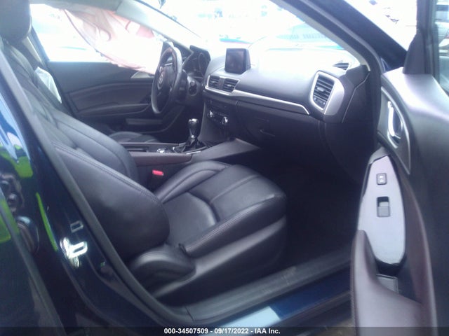 2018 Mazda 3, VIN: 3MZBN1V38JM197031