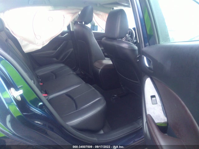 2018 Mazda 3, VIN: 3MZBN1V38JM197031