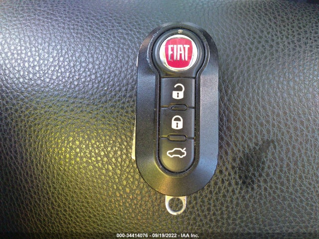 2018 Fiat 500, VIN: 3C3CFFKH1JT257128