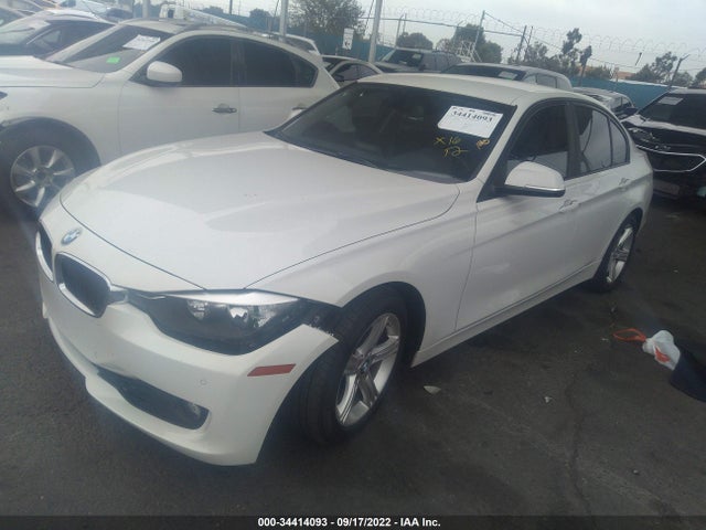 BMW 3 Series 328i 2015 WBA3C1C54FK123280 Image 2