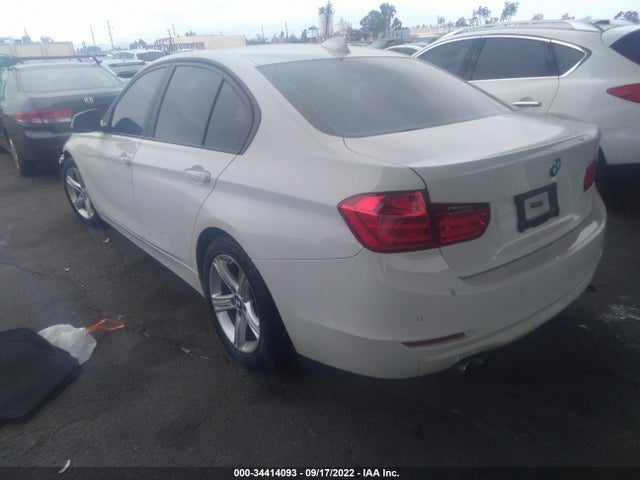 BMW 3 Series 328i 2015 WBA3C1C54FK123280 Image 4