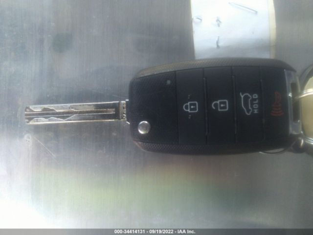 KNDJN2A20H7494591 KIA Soul Base