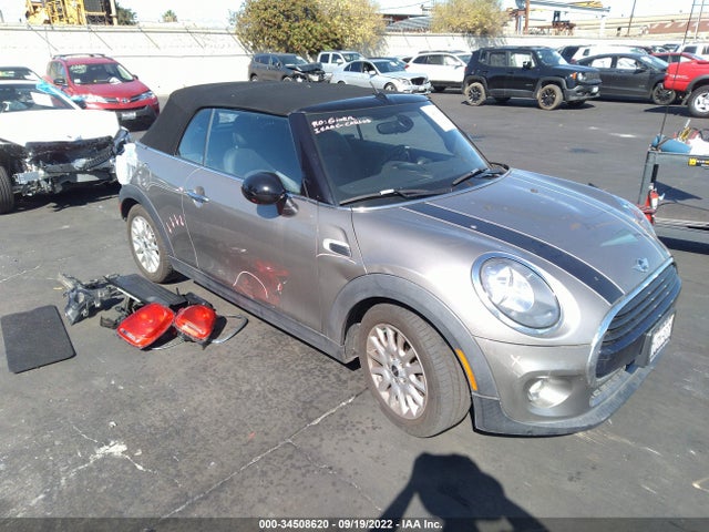 2016 Mini Roadster, VIN: WMWWG5C50G3A83027