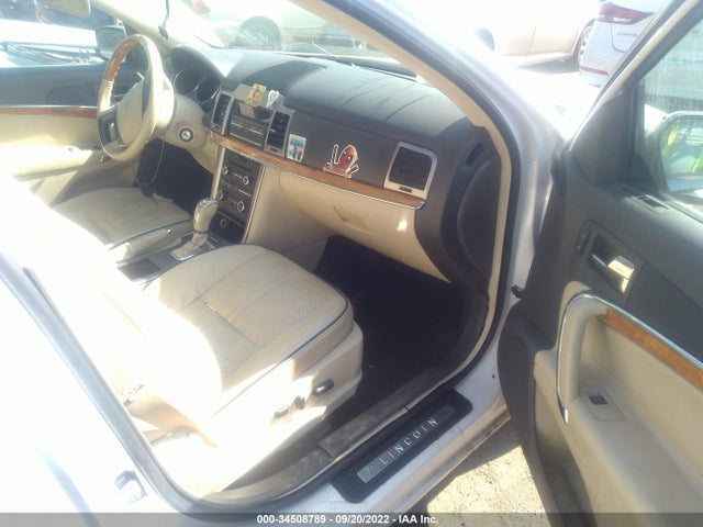 Lincoln MKZ 2010 3LNHL2GC6AR659767 Image 5