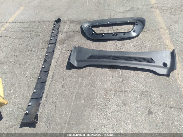 Tesla Model Y Performance 2022 7SAYGDEF7NF539763 Image 3