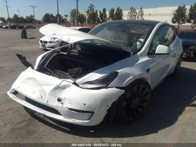 Tesla Model Y Performance 2022 7SAYGDEF7NF539763 Image 2