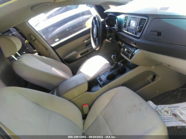 KIA SEDONA LX 2016 KNDMB5C18G6142326 Image 6