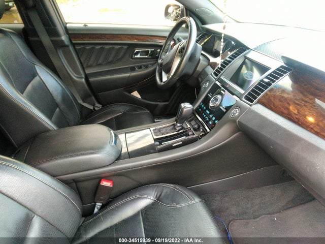 2017 Ford Taurus, VIN: 1FAHP2J80HG127192