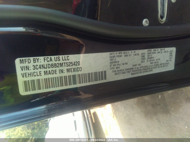 2021 Jeep Compass, VIN: 3C4NJDBB2MT525420