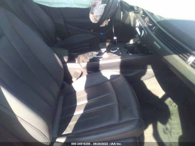 2019 Audi A4, VIN: WAUDNAF43KA086188