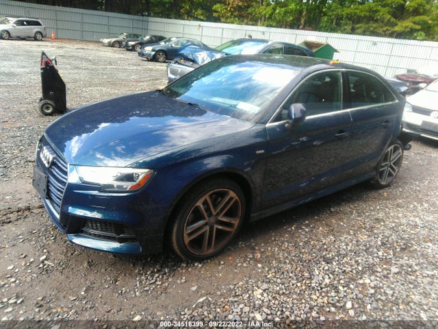 Audi A3 Sedan Premium Plus 2019 WAUJEGFF2KA105756 Image 2